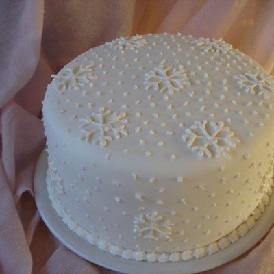 Winter-Snow-Cake