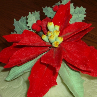 Gumpaste Poinsettia, Holly Leaves & Berries