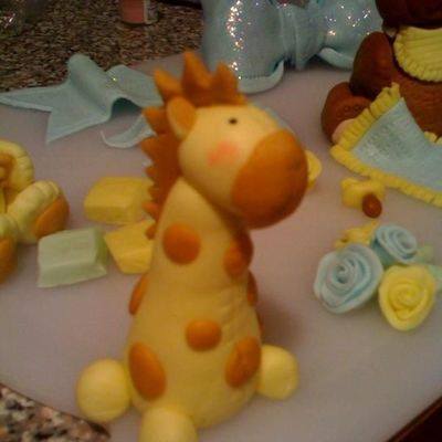 Giraffe For Baby Shower Cake