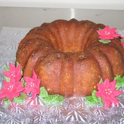 Poinsettia Rum Cake