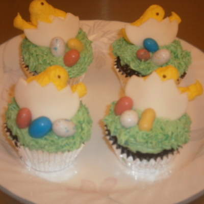 Easter Chick Cupcakes