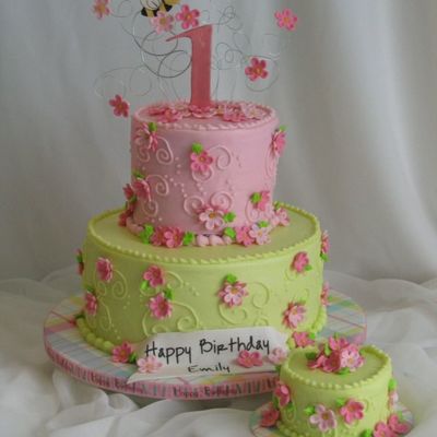 Whimsy Flowers W/a Bee