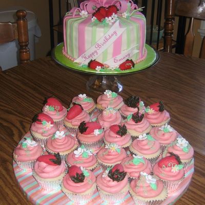 Strawberry Shortcake W/o Strawberry Shortcake!!!