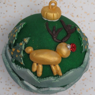 Reindeer Ornament Cupcake