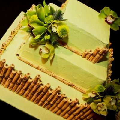Jungle Theme Wedding Cake