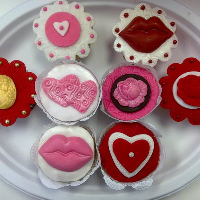 Valentine's Day Red Velvet Cupcakes