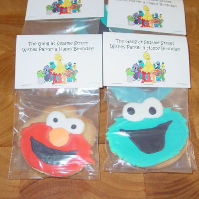 Elmo And Cookie Monster Cookies