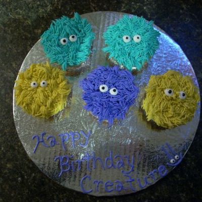 Creature_Cupcakes_December_14_.jpg