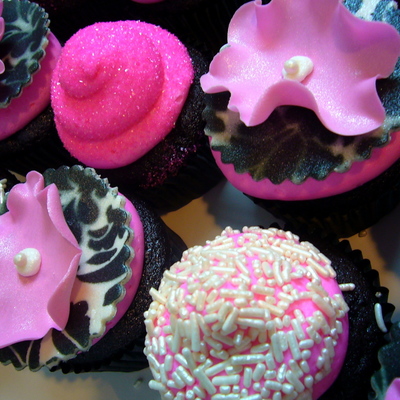 Damask/pink Cuppies