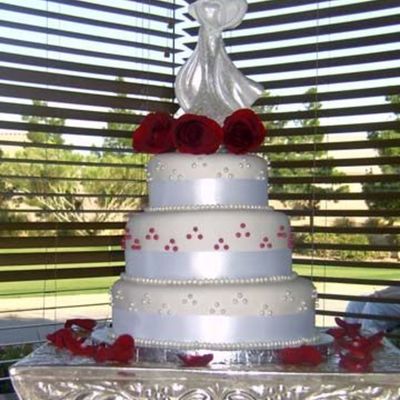 Pearl Wedding Cake