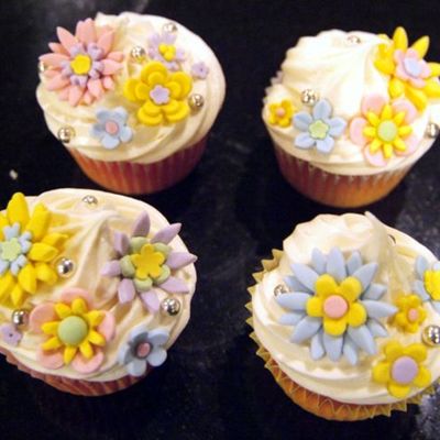 Pastel Flower Cuppies