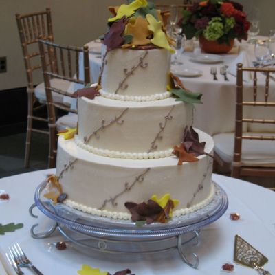 Fall Themed Wedding Cake