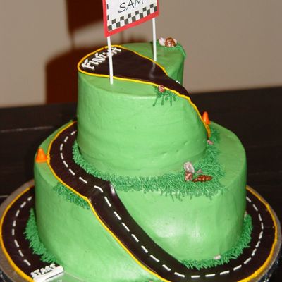 Race Track Cake