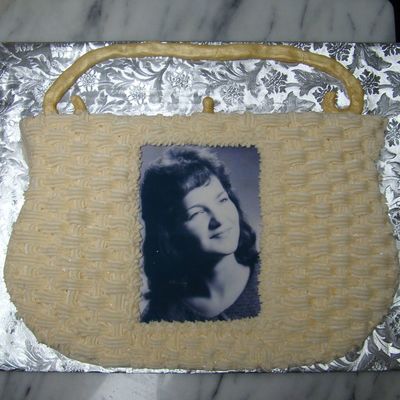 Marti's Purse Cake