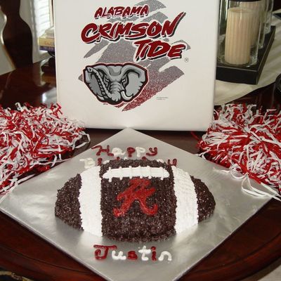 Alabama Football Cake