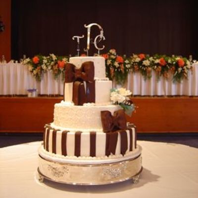 Cake With Bows