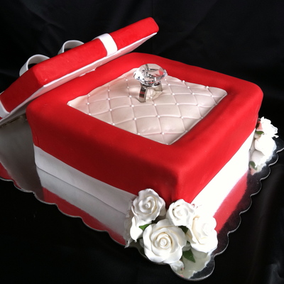 Diamond Ring Box Cake