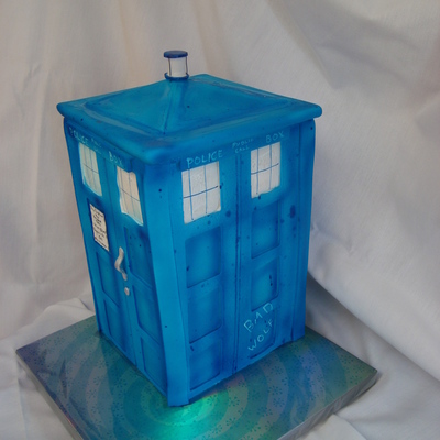 Dr. Who Tardis Cake