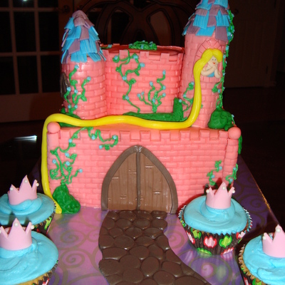Rapunzel Cake
