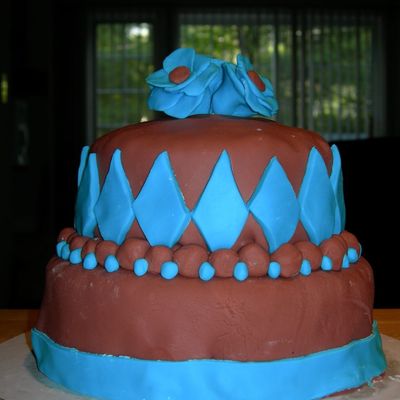 My First Cake With Fondant