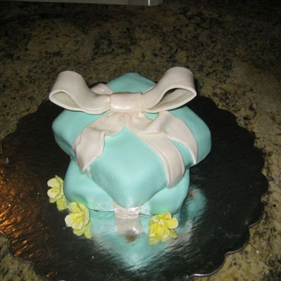 Tiffany Present Box Cakes Stacked