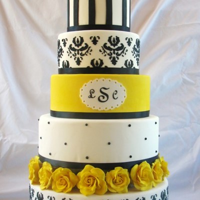 Black & Yellow Elegance