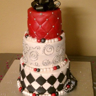 Mascarade Cake