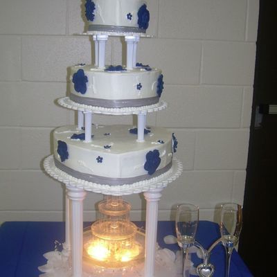 1St Paid Wedding Cake