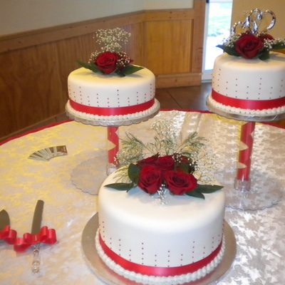 Red Ribbon Wedding Cake