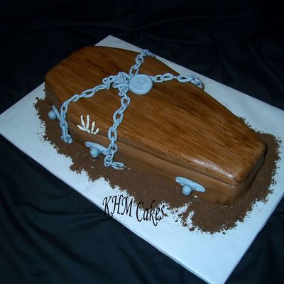 Halloween Coffin With Padlock And Chains Cake...