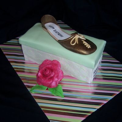 Shoebox And Shoe Cake