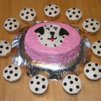 Dalmation Cake And Cupcakes