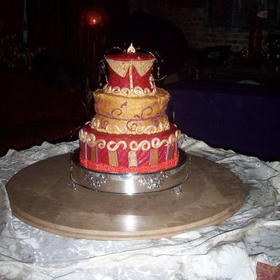 Moulin Rouge Corset Cake