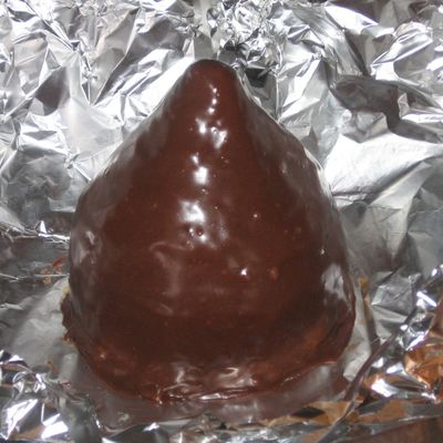Hershey's Kiss Cake