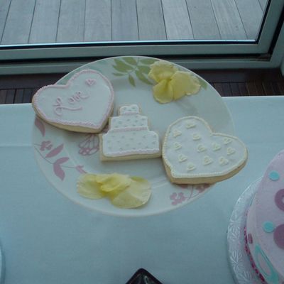 Pastel Wedding Cookies