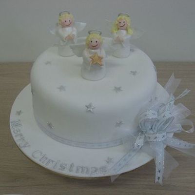 Angels Christmas Cake