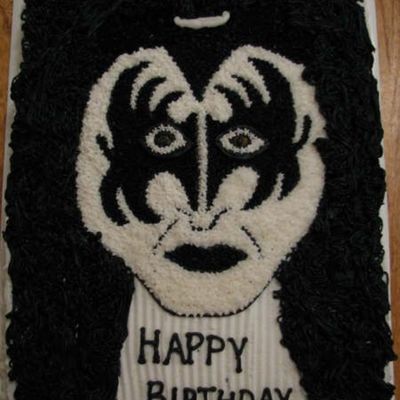 Kiss, Gene Simmons