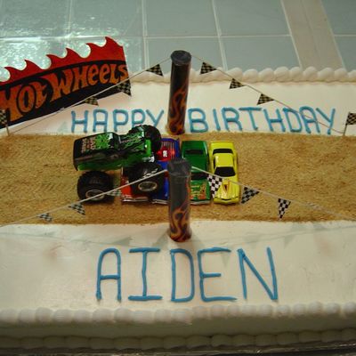 Hot Wheels Birthday Cake