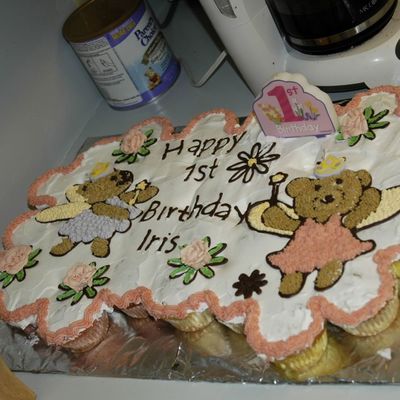 Tiddlywinks Cupcake Cake