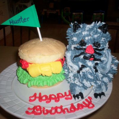 Hunter's Cat W/ Cheeseburger,ketchup Only