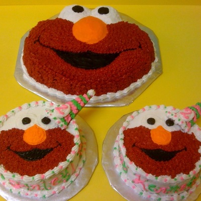 Twin's Elmo Cakes