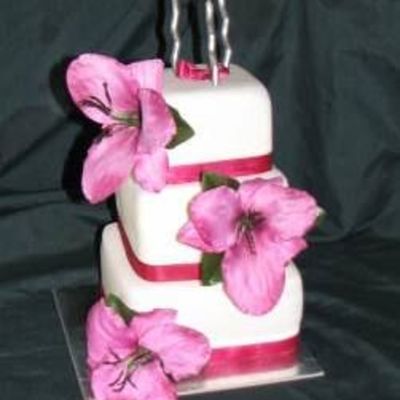 18Th 3 Tier, Fake Flowers