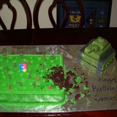 Army Tank Cake