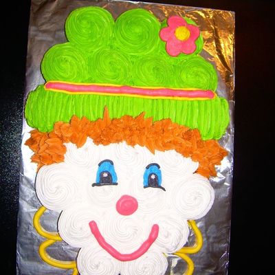 Clown Cupcake Cake