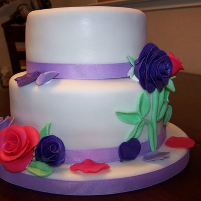 Roses And Ribbon Cake