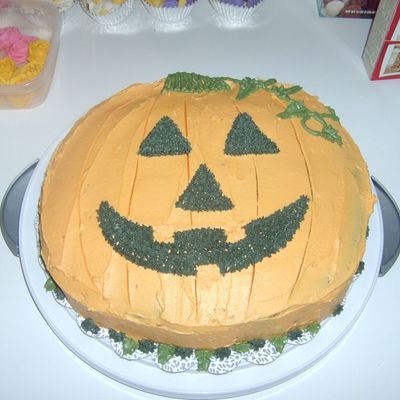 Halloween Cake W/ Wilton Pan