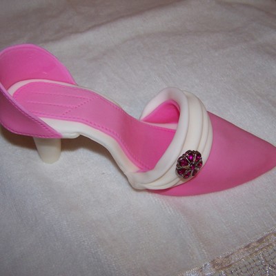 Shoe