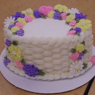 Wilton Course Ii - Basket Weave Cake