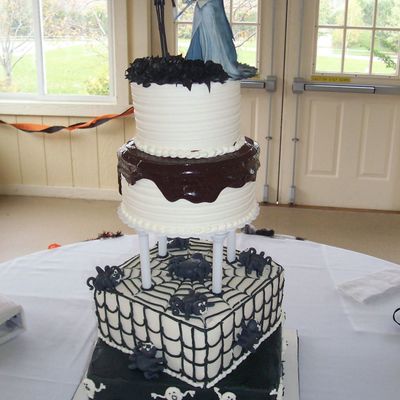 Halloween Wedding Cake