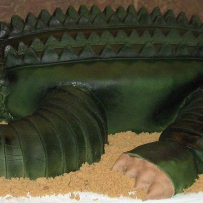 Alligator Cake